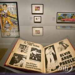 Amerika Elvis-kiállításokkal emlékezik a „Királyra”