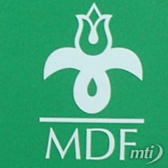 Az MDF országos választmánya jóváhagyta az együttműködést az SZDSZ-szel