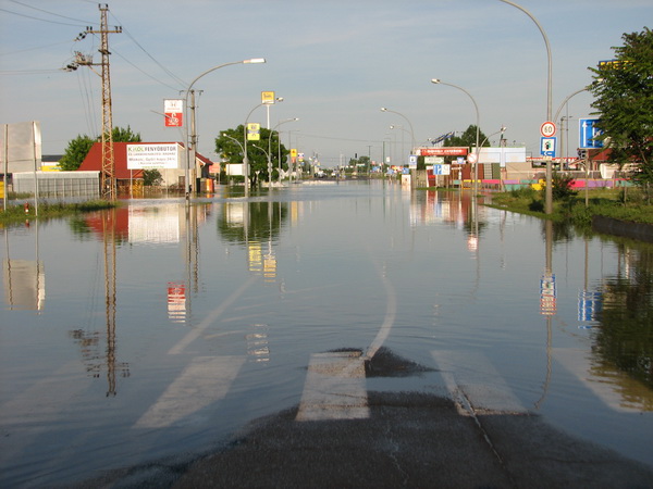 Vihar és árvíz okozta épületkárok azonnali felmérése Miskolcon
