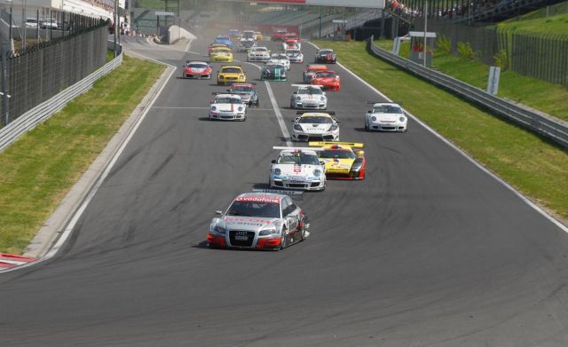 A Slovakia Ringen folytatódik a Duna Autó Autós Gyorsasági Országos Bajnokság (V-VI. futam)