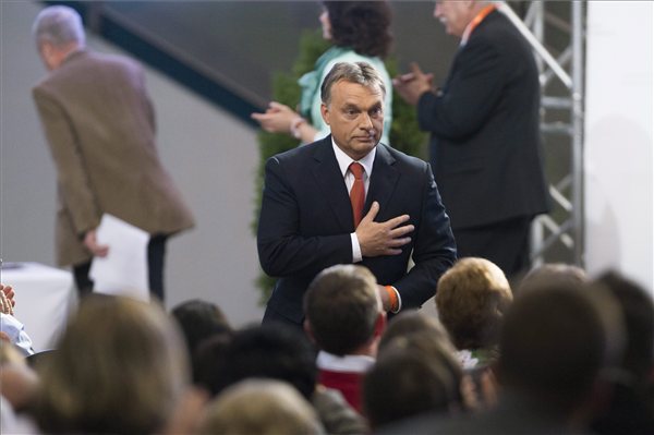Fidesz-kongresszus – Újraválasztották elnöknek Orbán Viktort, megválasztották az alelnököket