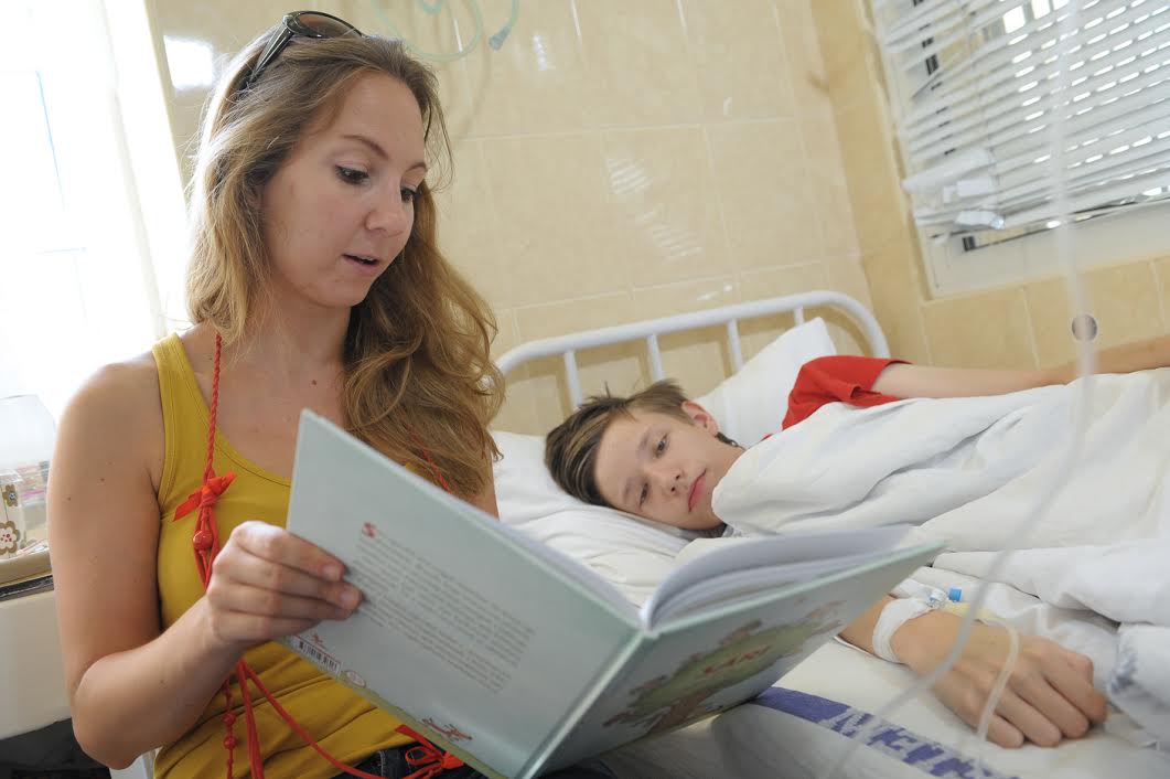 Kis kórházi illemtan – avagy hogyan viselkedjünk a gyerekosztályon?