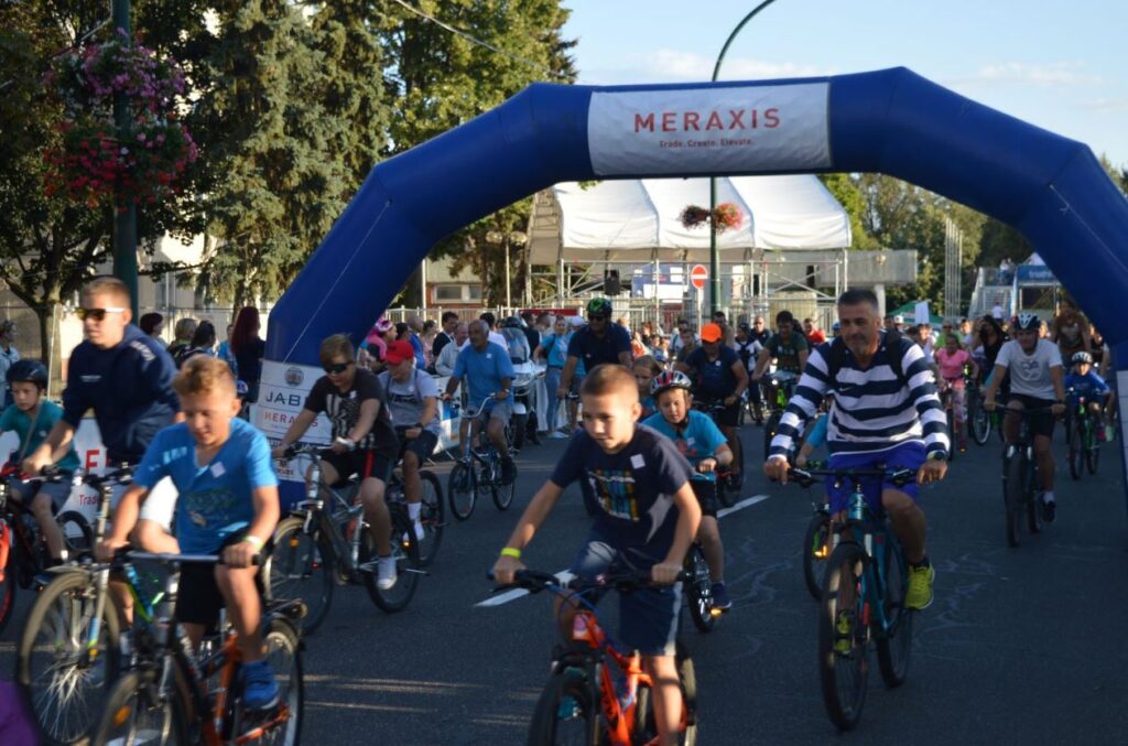 Beregisztráltak a világkupások, sakkozott és bringázott a lakosság