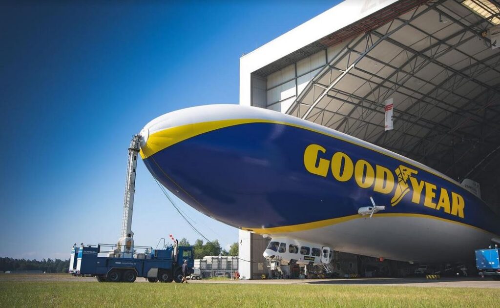 A Goodyear Léghajó visszatér Európába