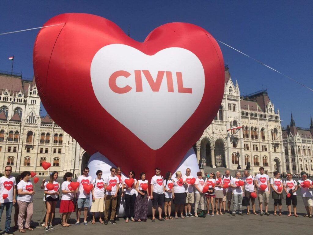 A civilellenes törvény visszavonása fontos lépés, de a helyébe lépő új törvényjavaslat aggályokra ad okot