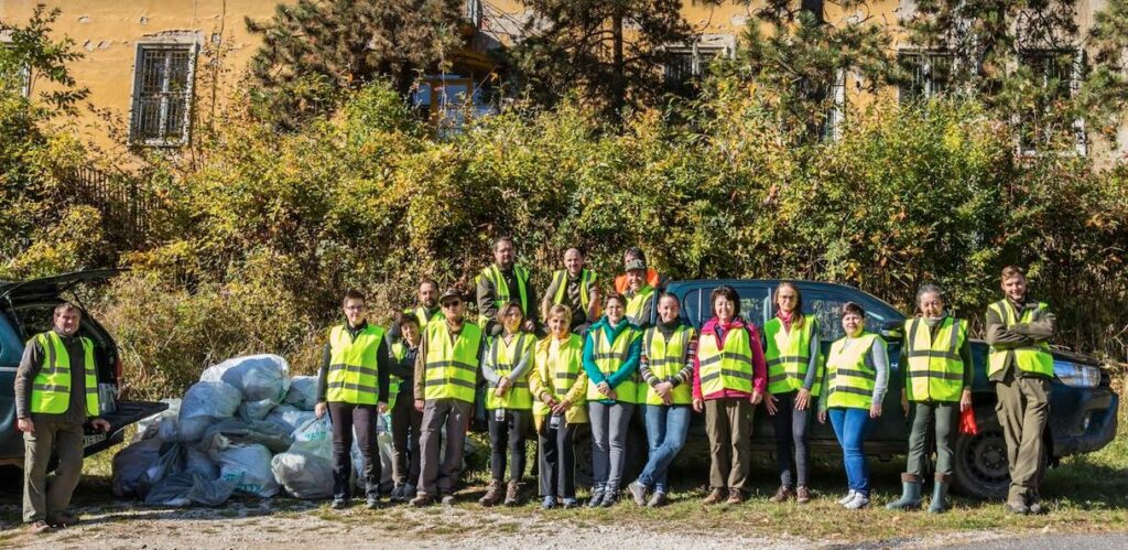 Önkéntes szemétszedésen az ÉSZAKERDŐ központi dolgozói