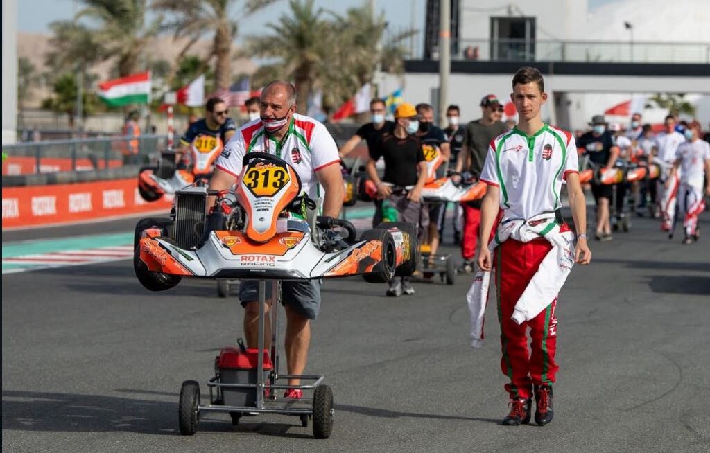 Bazsi és a bahraini Gokart VB.