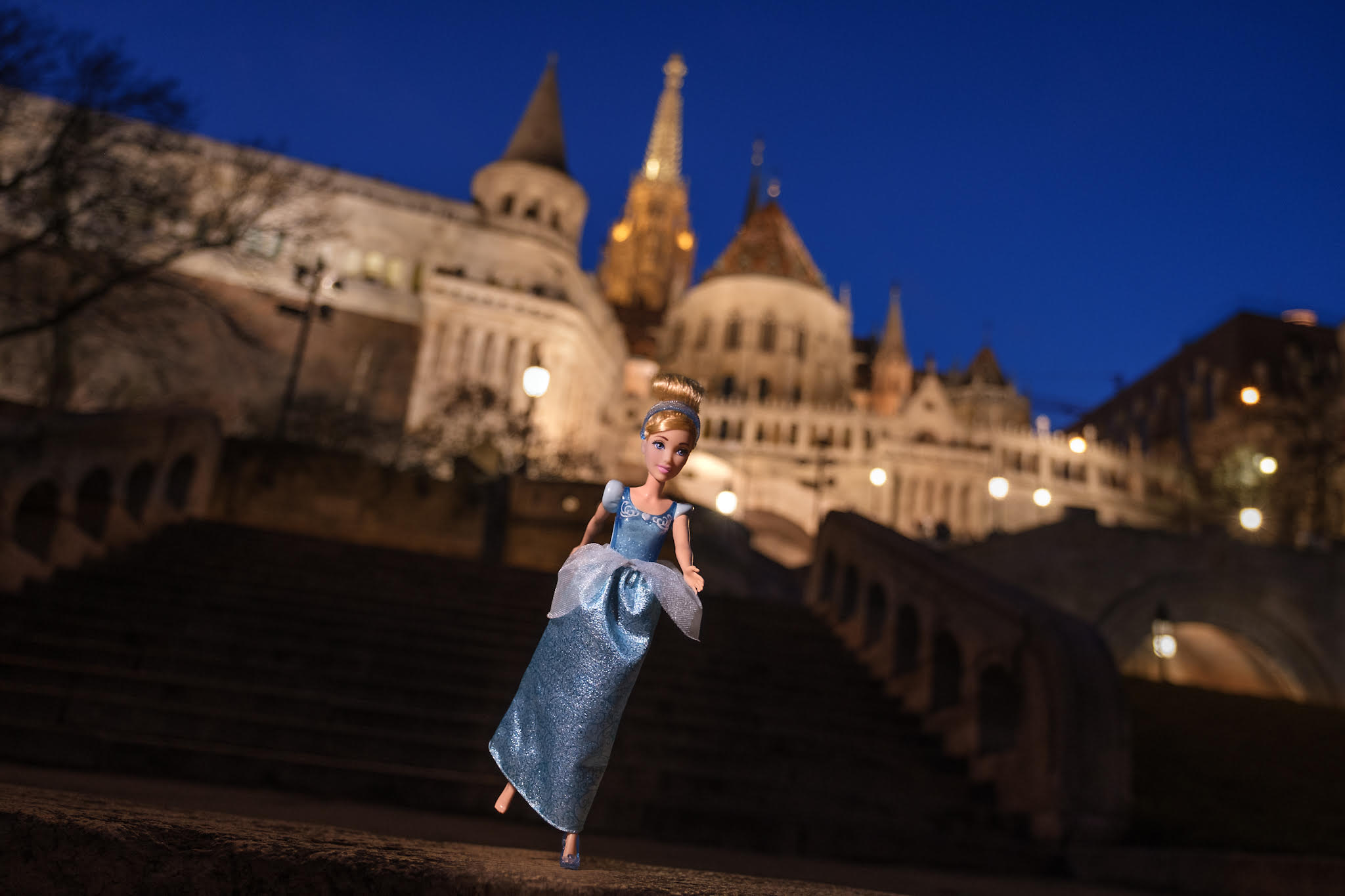 Budapesten kapták lencsevégre a Disney Hercegnőket