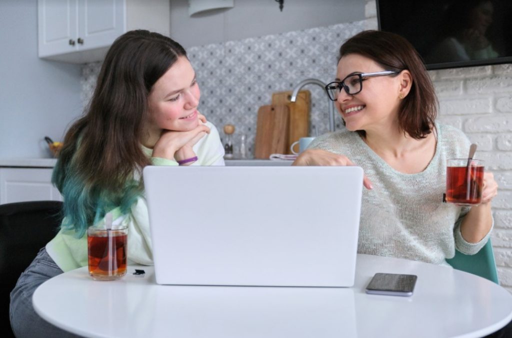 Online szülősuli segít a nevelési kihívásokban