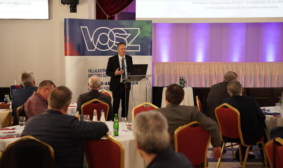 Miskolcon indult a VOSZ 2024-es vállalkozói fórumsorozata