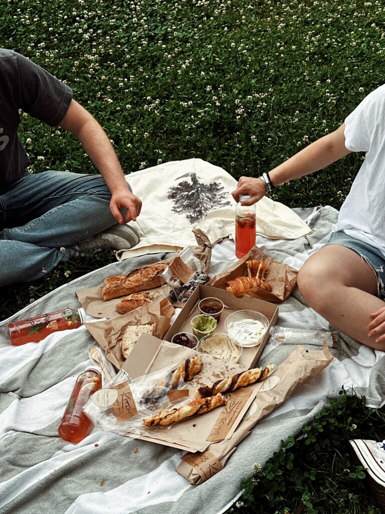 Piknikezd át Budapestet! A város felfedezését a David’s Kitchen piknik táskája teszi tökéletessé