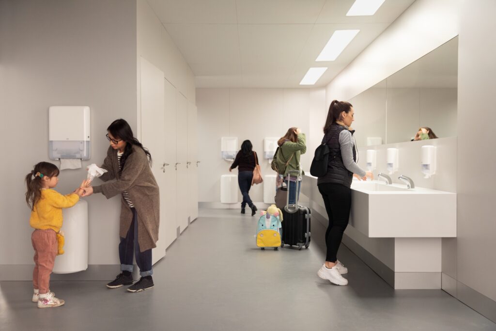 Friss kutatás: csak minden ötödik nyilvános mosdó tisztaságával elégedettek a vendégek1