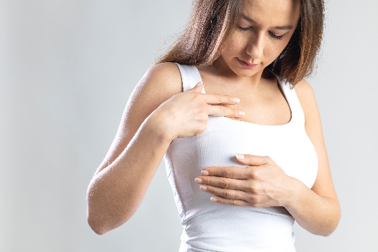 Öt percnyi öngondoskodás, amely életet menthet A helyes mellönvizsgálat lépésről-lépésre