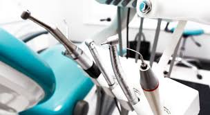 LEGNAGYOBB TÉVHITEK: 5 fogászati „hazugság”, amit ne higgy el a fogorvosodnak