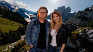 Bodnár Attila és lánya, Fanni megrendítő dallal üzen a világnak