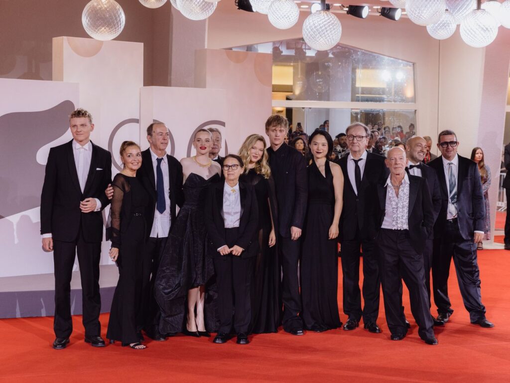 Enyedi Ildikó Chevalier des Arts et des Lettres francia lovagrend kitüntetést kapott