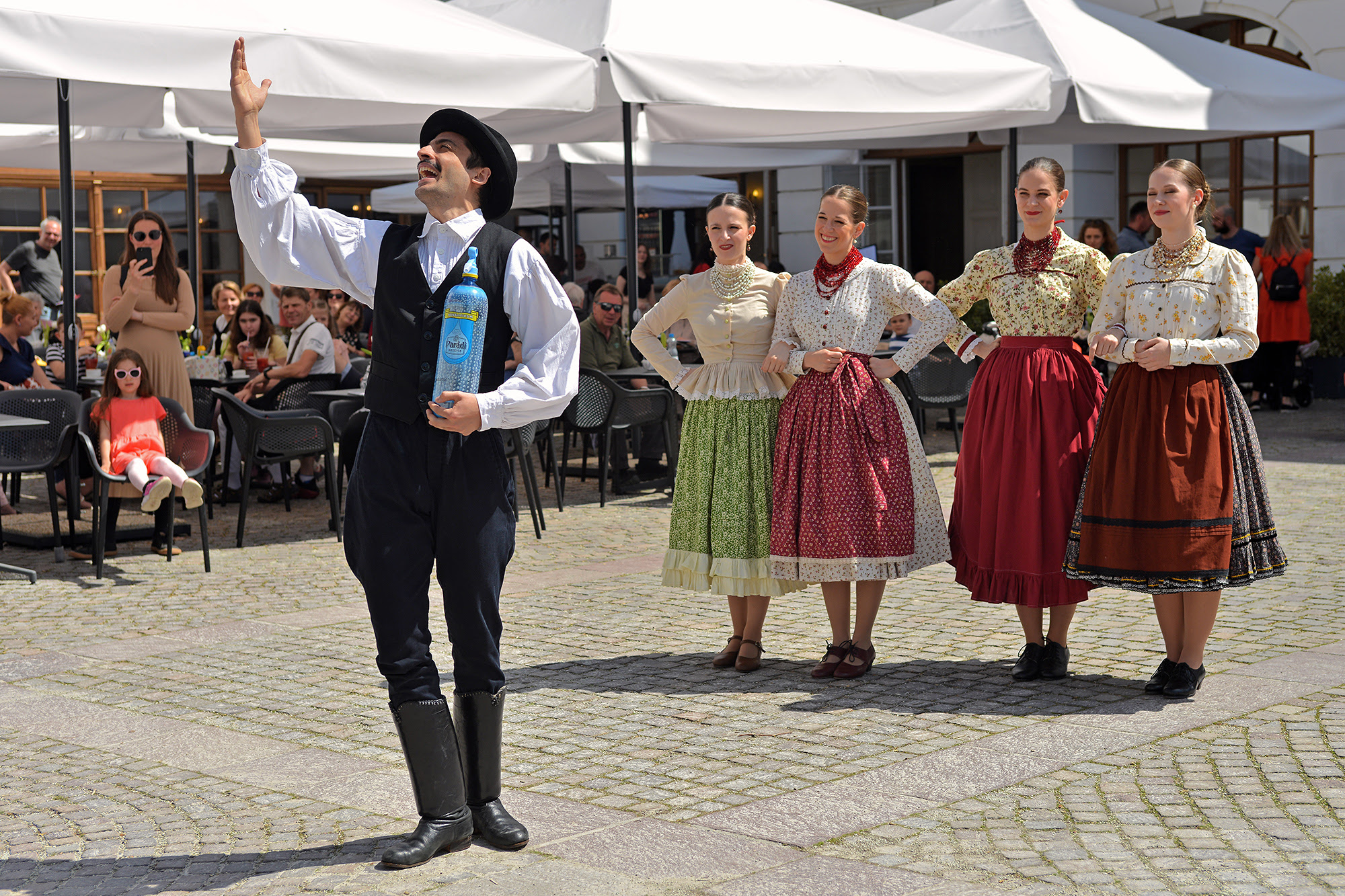 Húsvét a kastélyban