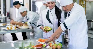 Robotmunka helyett kreatív kaland-Megújul a séf szakma?