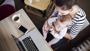 Így alakul az édesanyák munkaerőpiaci helyzete 2026-ban