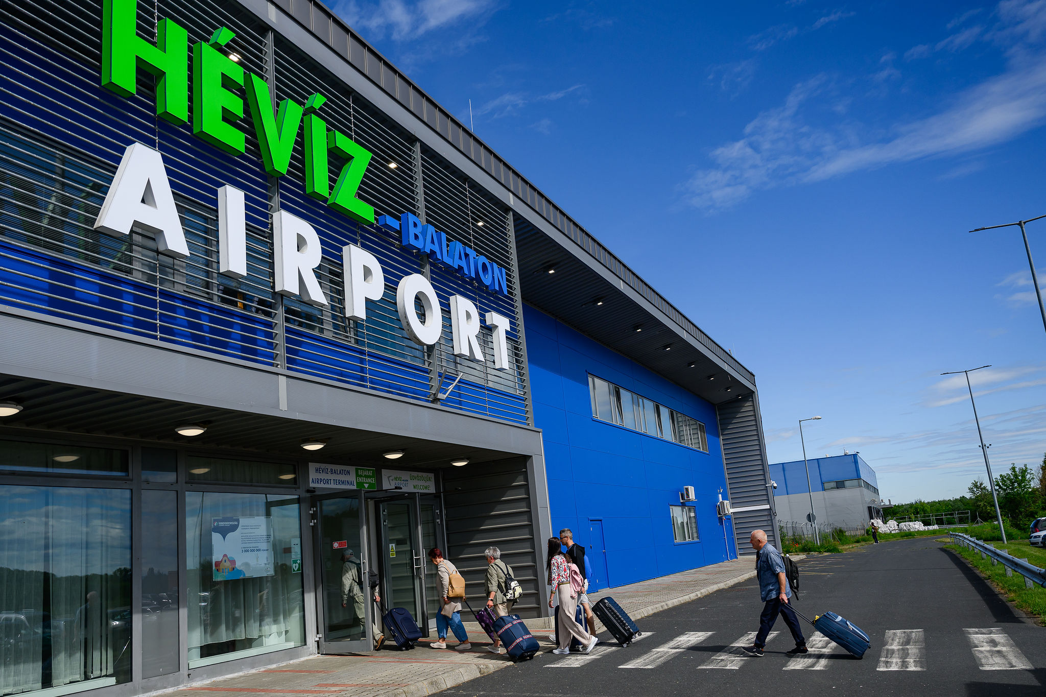 Újraindul a nemzetközi charterforgalom Hévízről: az ITAKA elindította az első antalyai járatot a Hévíz–Balaton Airportról