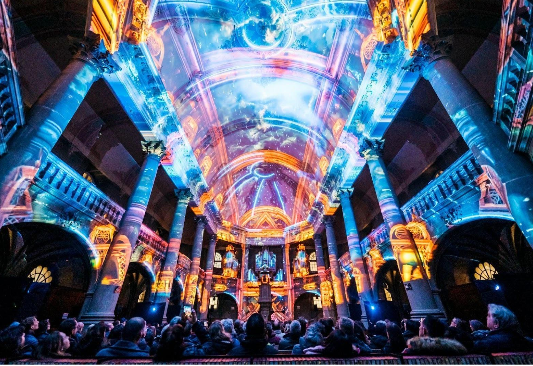 GENESIS Budapest: Utazás a művészet, a fény és a zene világában