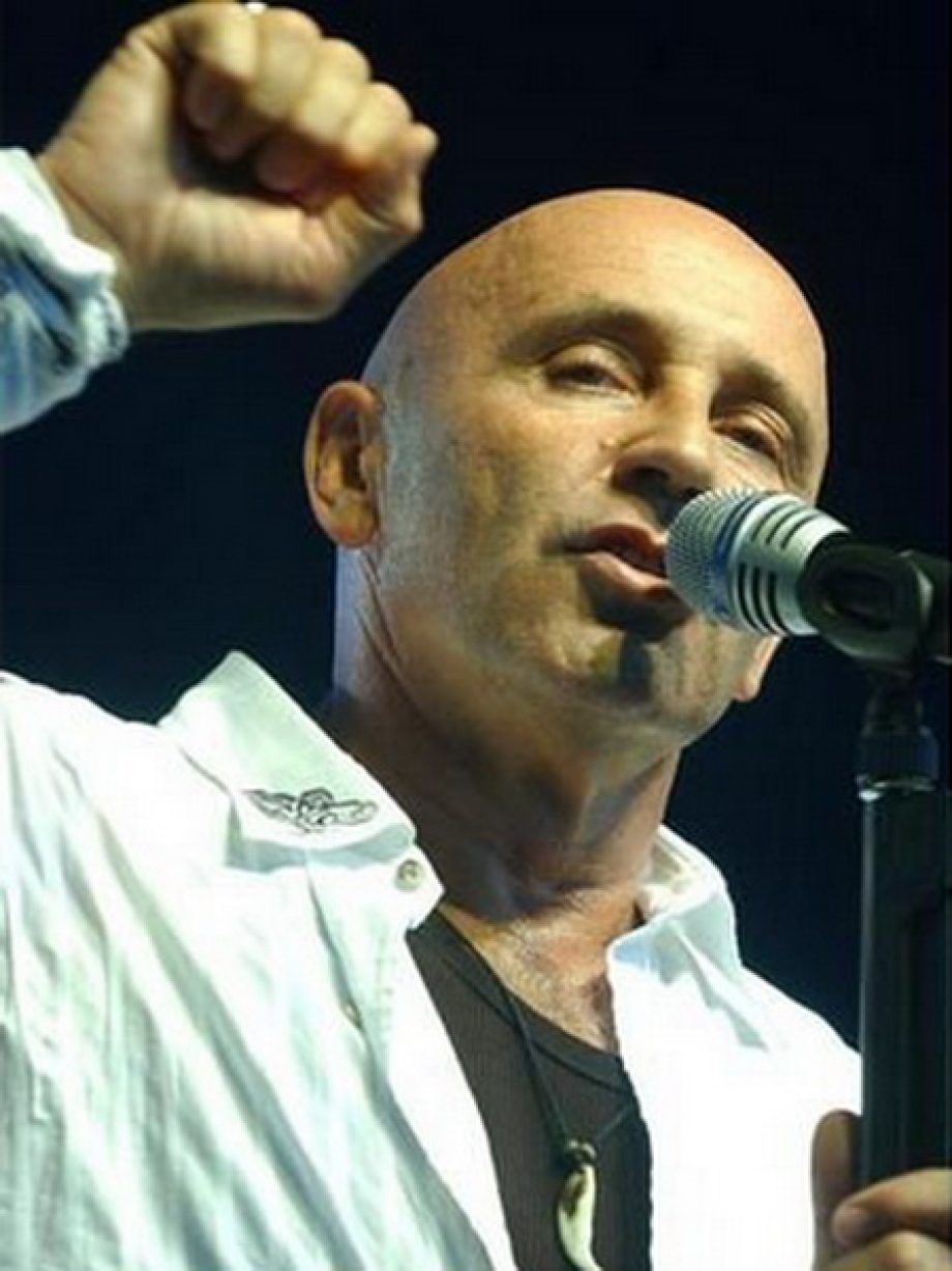 Emléktábla Pataky Attilának