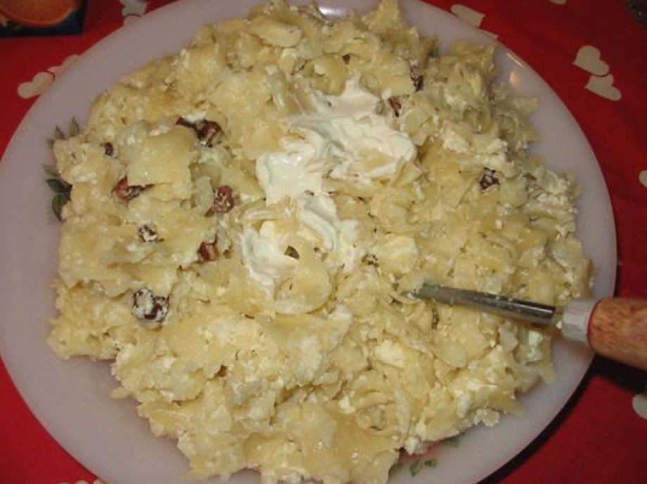 Túrós csusza „vajalján”