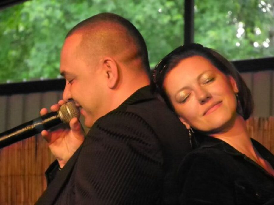 10745-szombaton-gyorben-bulizik-a-retroton-01