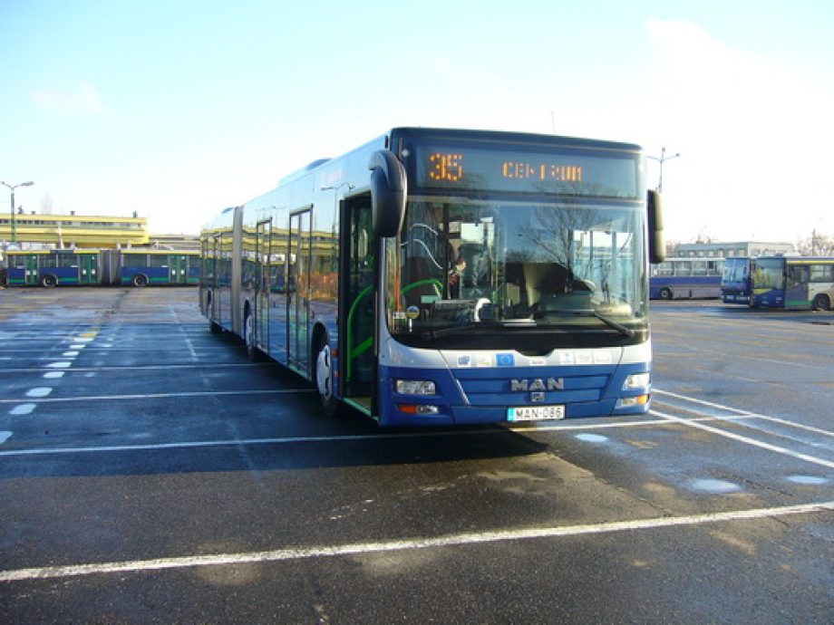 11676-uj-5-ajtos-man-autobuszt-tesztel-az-mvk-