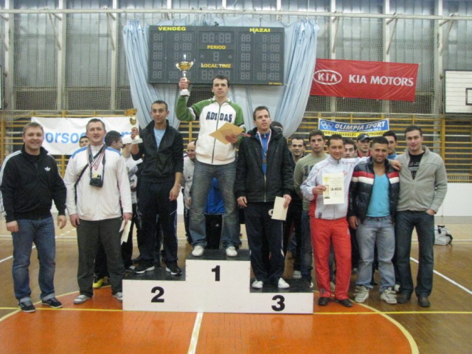 11911-szombaton-rajtol-a-barcikai-teremlabdarugo-emlektorna