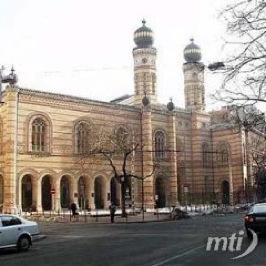 Megnyitották a 150 éves Dohány utcai zsinagóga történetéről szóló kiállítást