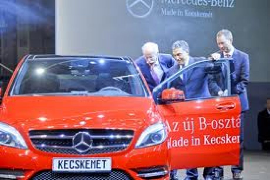 12942-els-magyar-mercedes