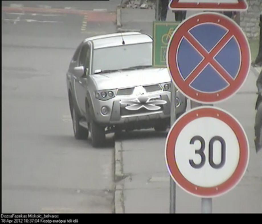 13087-tetten-ero-kamerak01