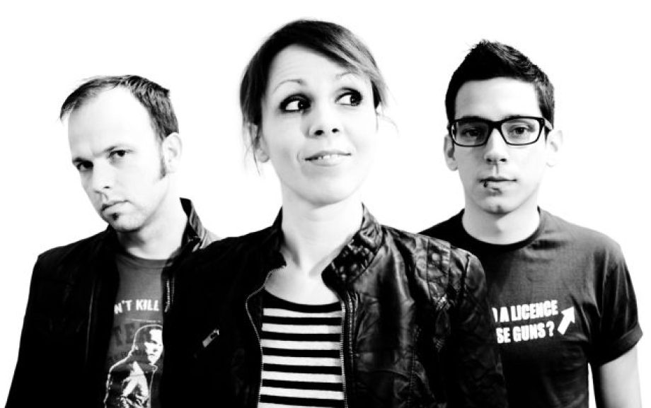 13158-alvinesamokusok