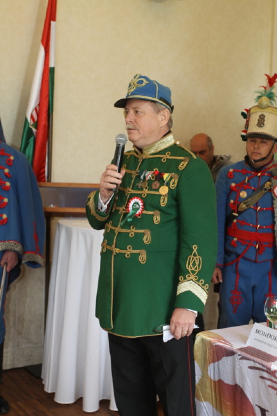 13464-szeptemberben-ismet-vagta