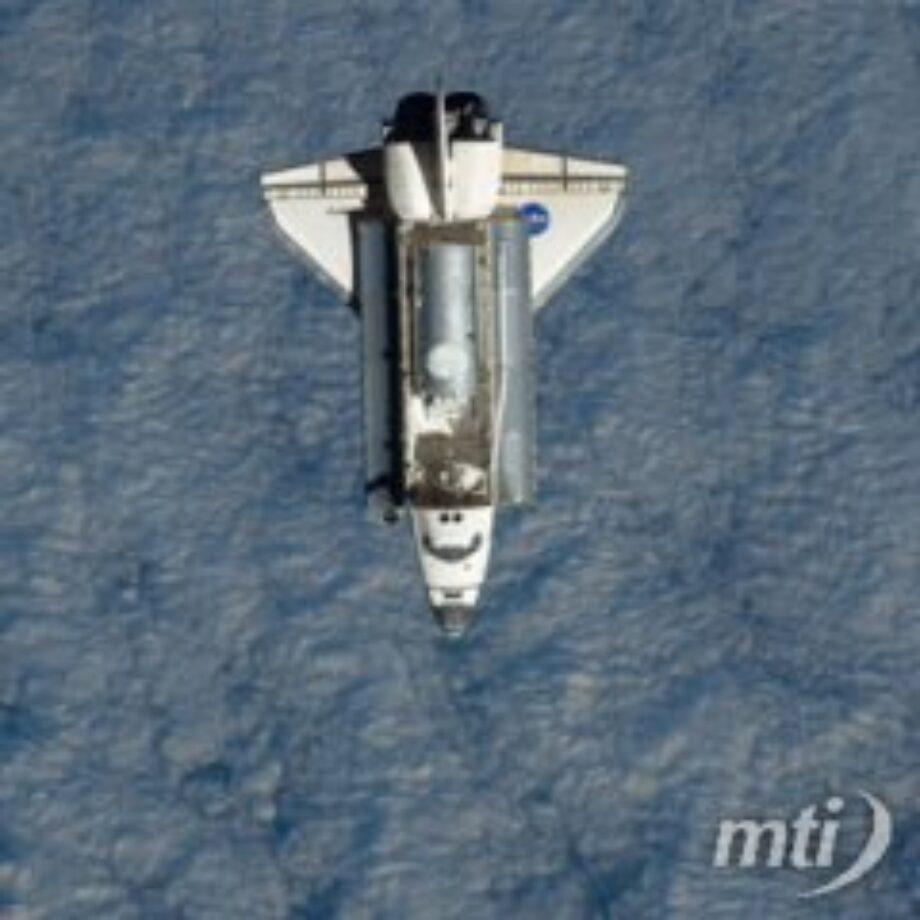 Ismét elhalasztották a Discovery visszatérését a Földre