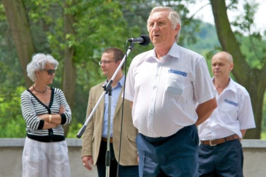 14126-mozdulj-herbolya