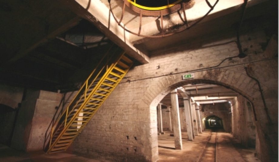 15378_foldalatti-eromu