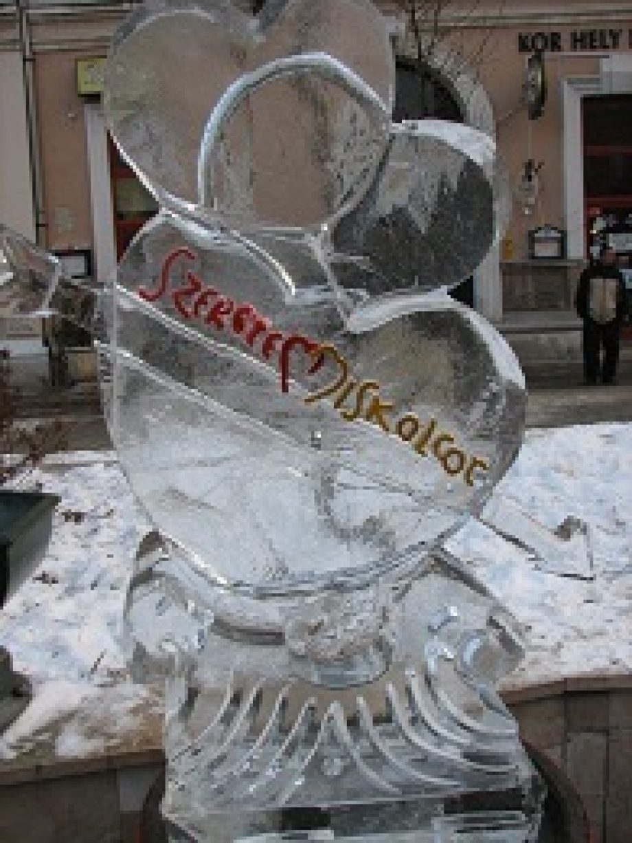 16175