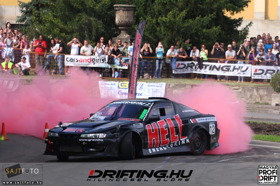 20472-drifting_-2