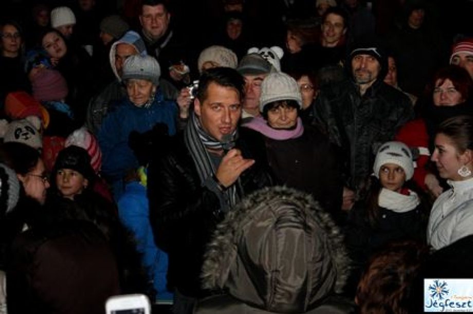 22545-vegetert-a-jegfeszt