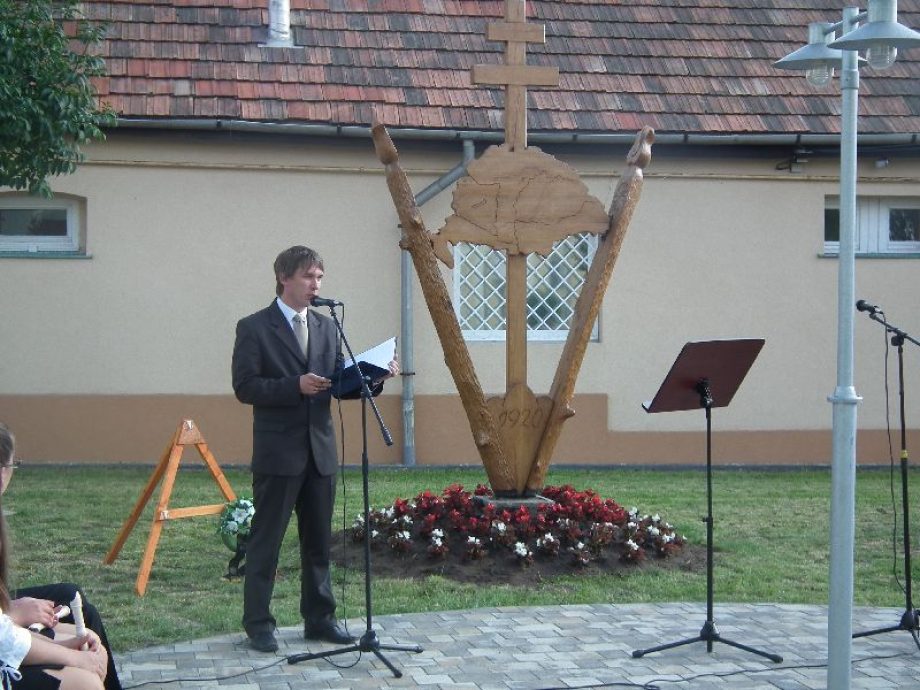26011-szalai