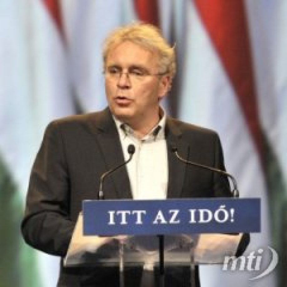 Pokorni: az MNB elnökének le kell mondania