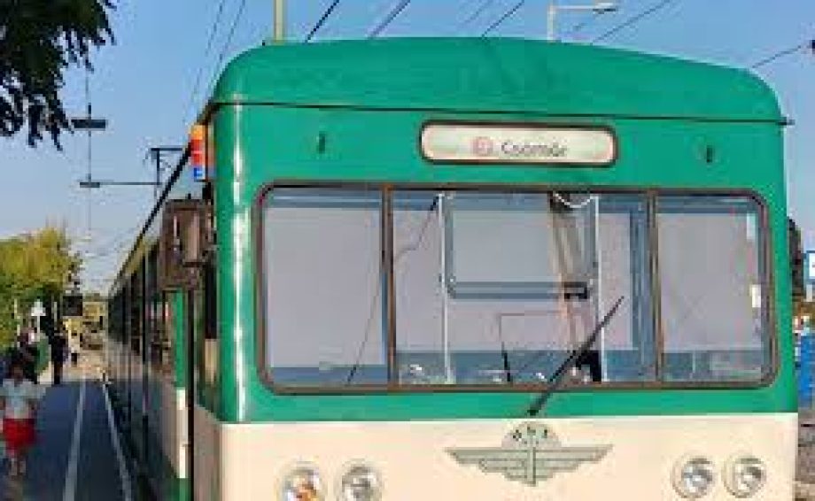 48571