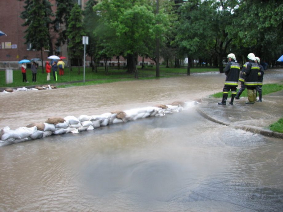 A Szinva patak ismét kilépett medréből