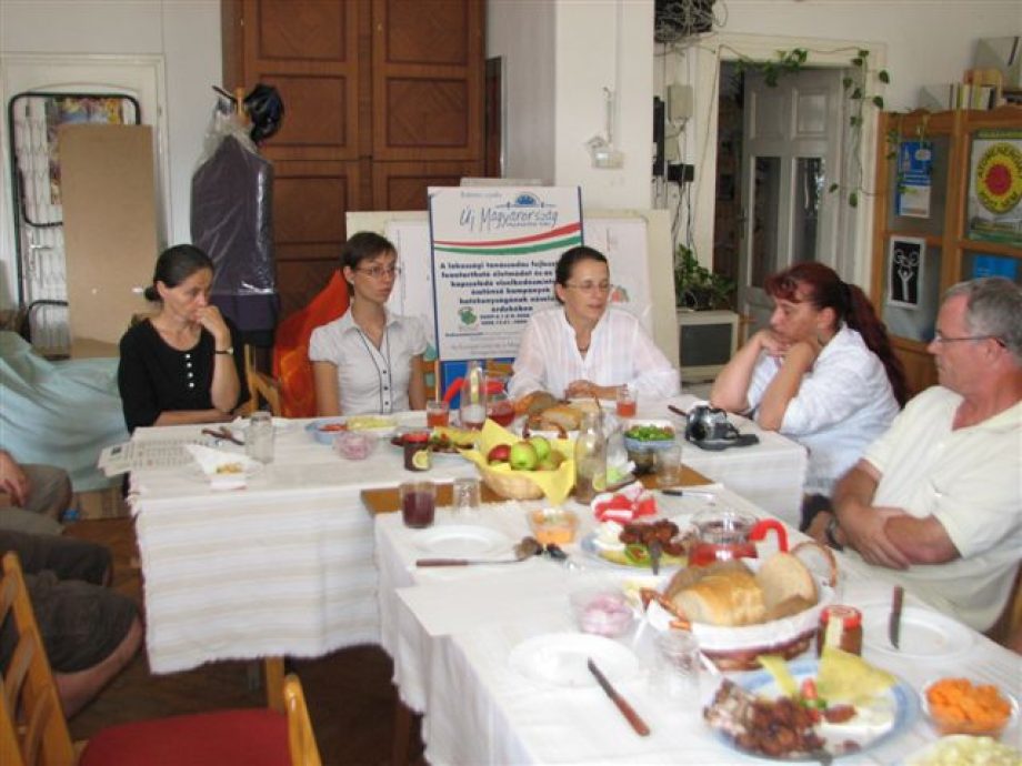 5970-zold-sajtoreggeli