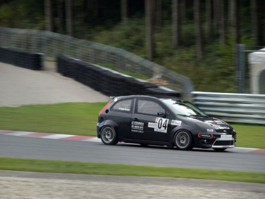 6505-a-12-oras-turaversenyen-mutatkozik-be