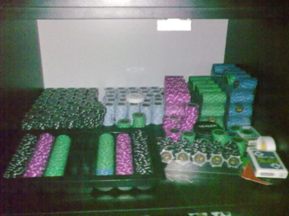 6966-tiltott-poker-partik-miskolcon-rendorsegi-kiosztas-01