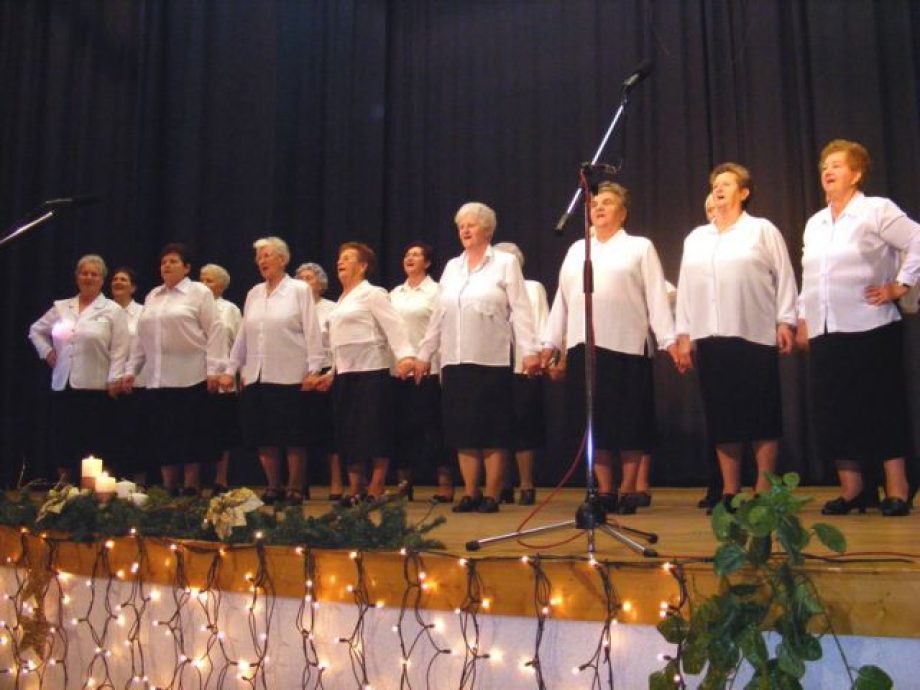 7251-idosek-napja-palhazan-01