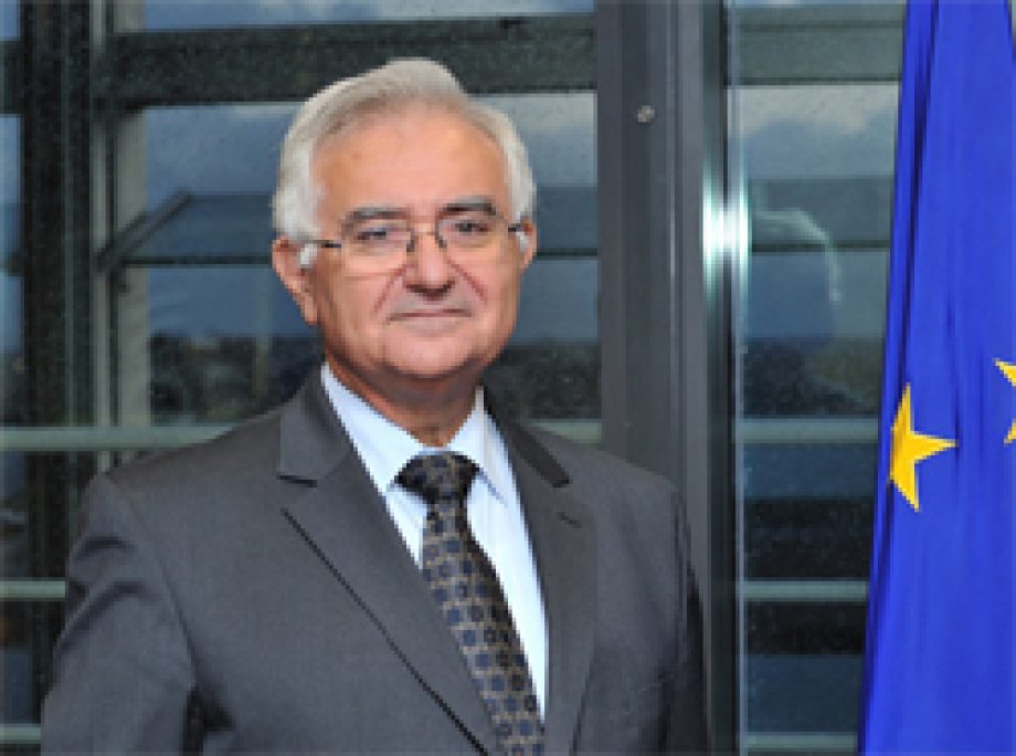 8895-john-dalli